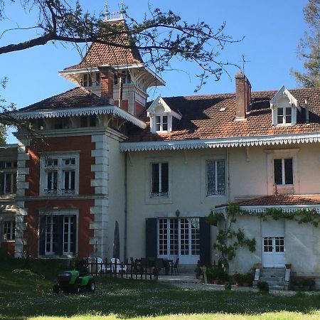 Bed and Breakfast Manoir De L'Epine Saint-Séverin Exterior foto
