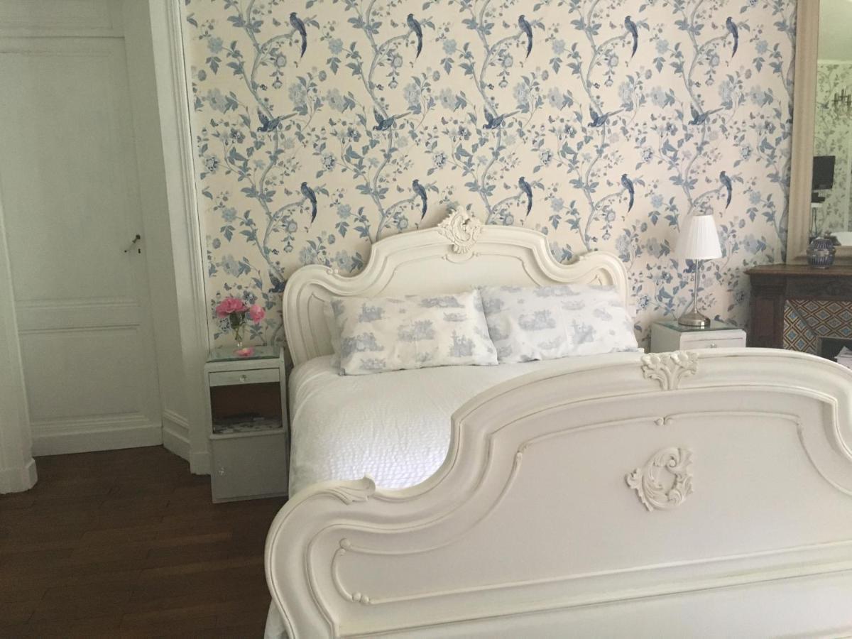 Bed and Breakfast Manoir De L'Epine Saint-Séverin Exterior foto